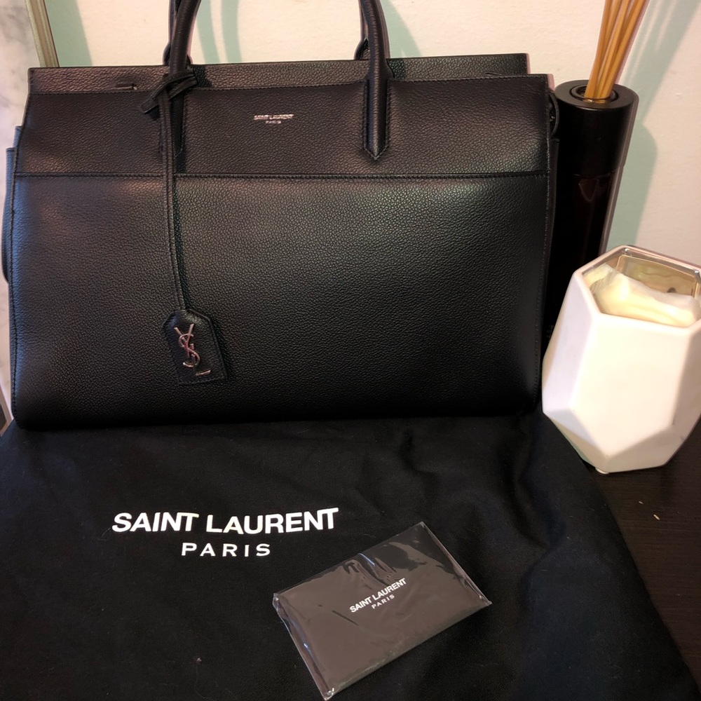 Saint Laurent leather black bag